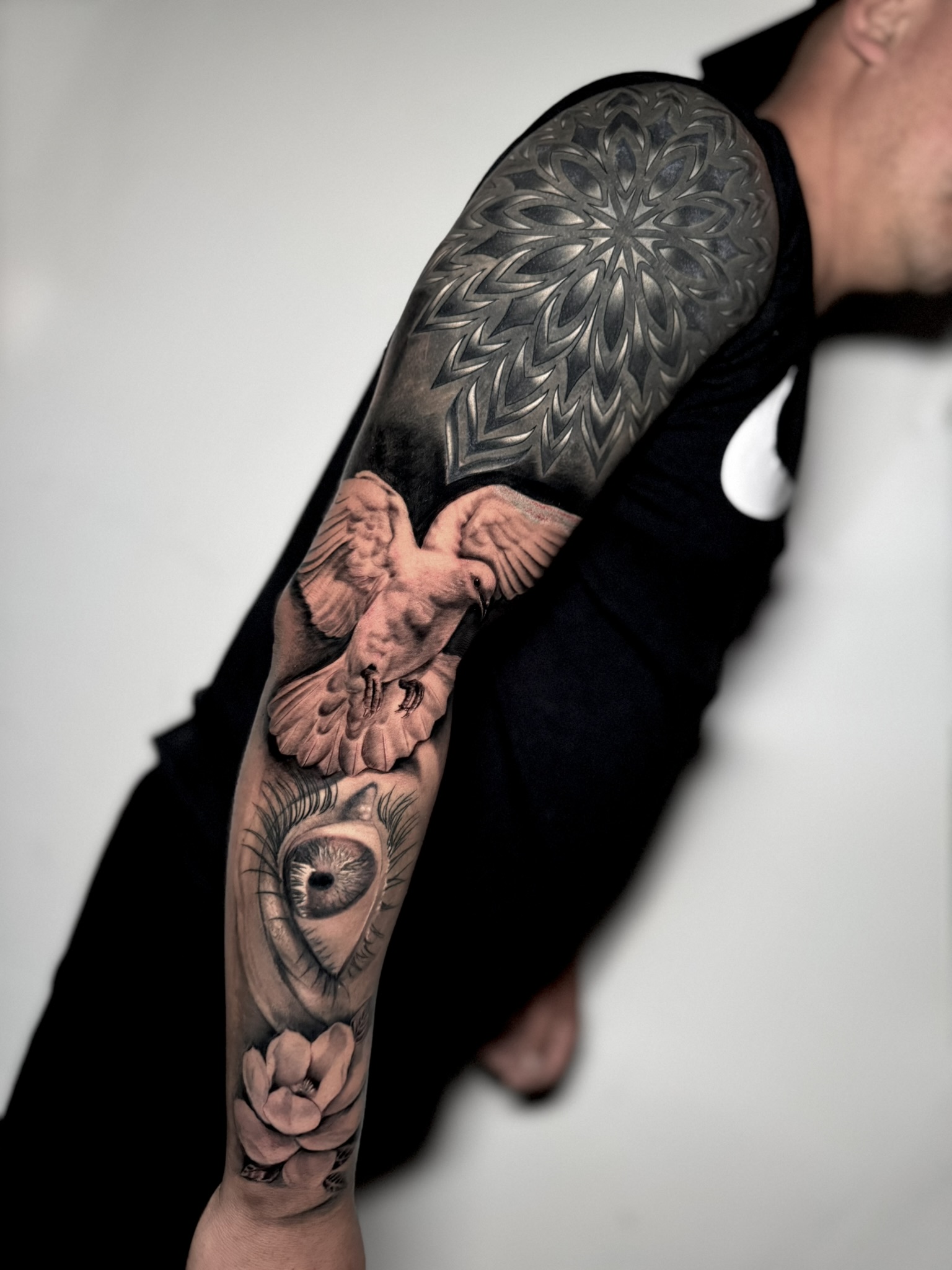 Cover up — lavoro 1, Carlitos Junior Ink Roma